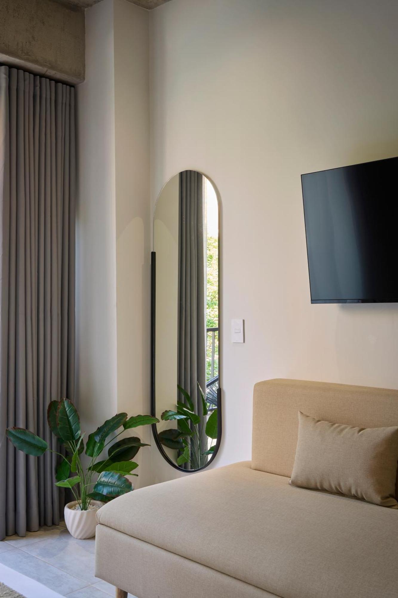 30 Living Suites Medellin Exterior photo